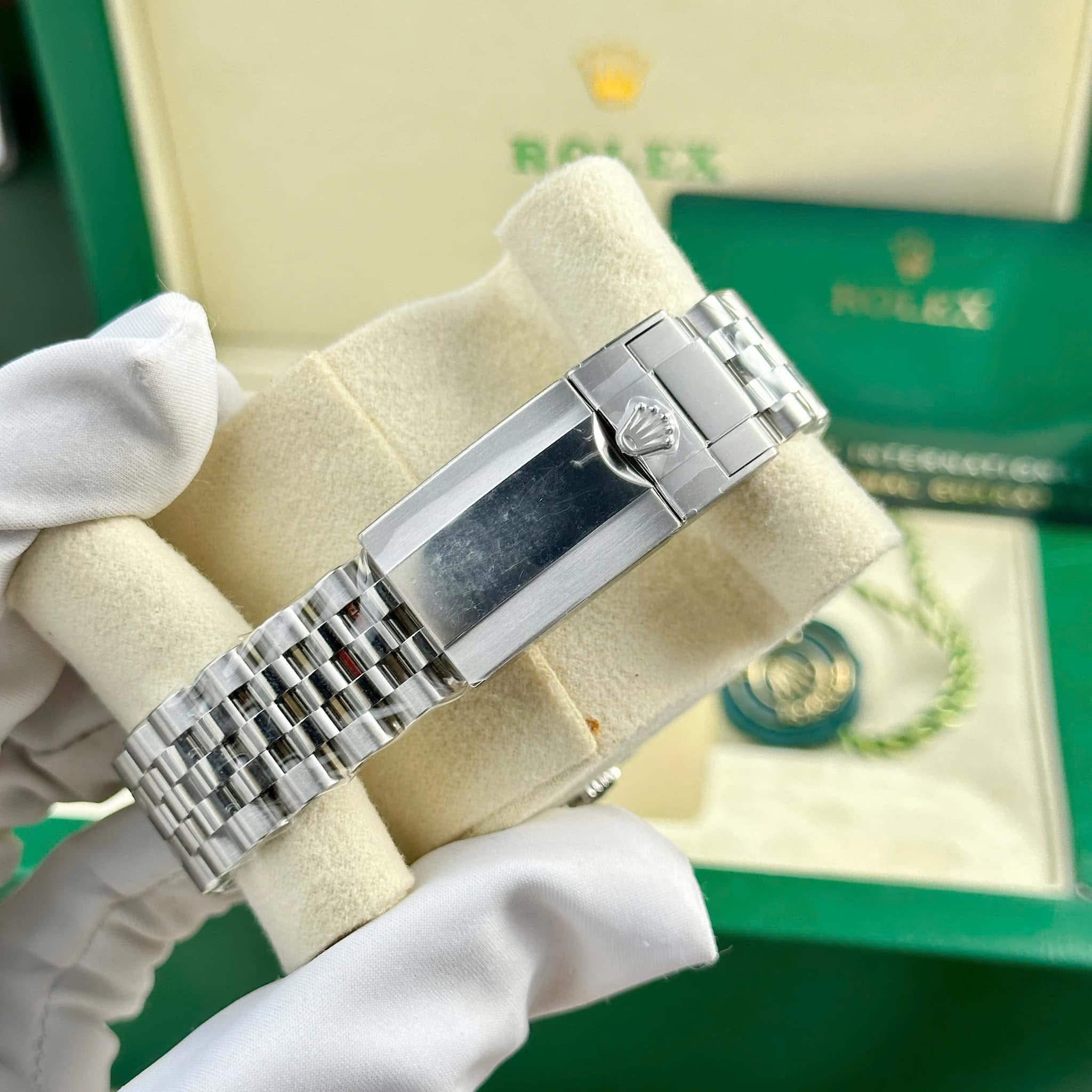 Rolex GMT-Master II 126710BLRO Swiss 1:1 Grade Watch – Pepsi Bezel - Image 5