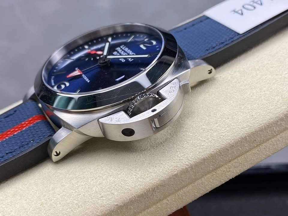 Panerai Luminor Quaranta BiTempo Luna Rossa Swiss 1:1 Grade Watch – Blue Dial - Image 6