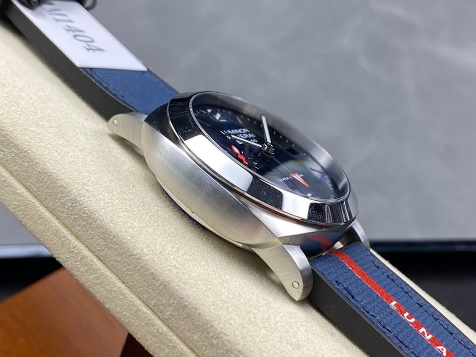 Panerai Luminor Quaranta BiTempo Luna Rossa Swiss 1:1 Grade Watch – Blue Dial - Image 7