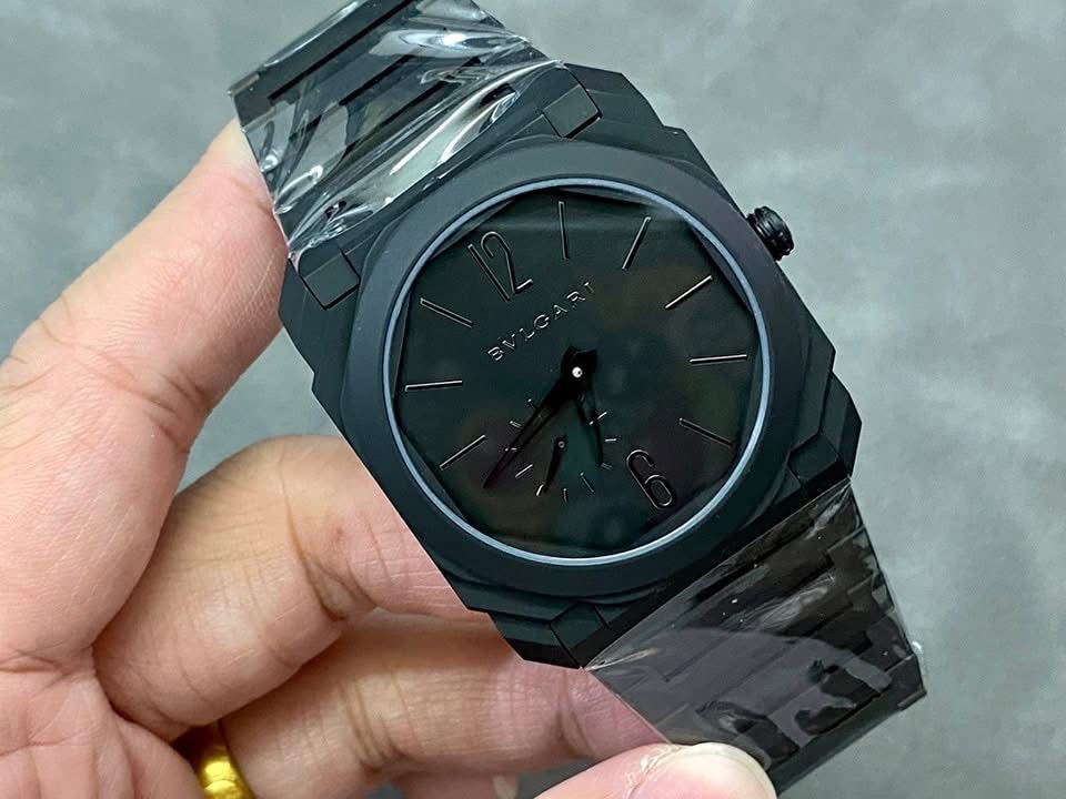 Bvlgari Octo Finissimo Swiss 1:1 Grade Watch – Black Dial & Integrated Bracelet - Image 2