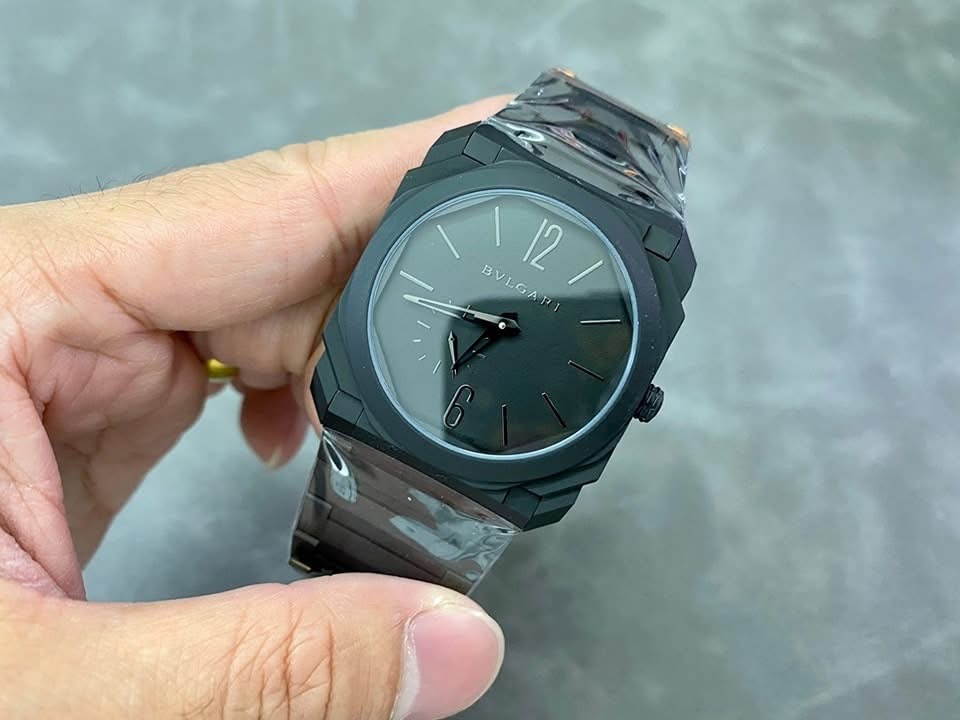 Bvlgari Octo Finissimo Swiss 1:1 Grade Watch – Black Dial & Integrated Bracelet - Image 6
