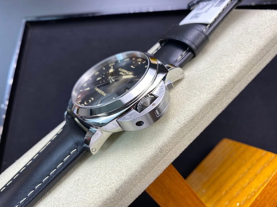 Panerai Luminor GMT PAM00531 Swiss 1:1 Grade – Black Dial - Image 4