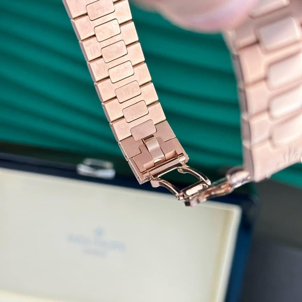 Patek Philippe Nautilus 5712/1R- 001 Rose Gold – Swiss 1:1 Grade Watch - Image 10