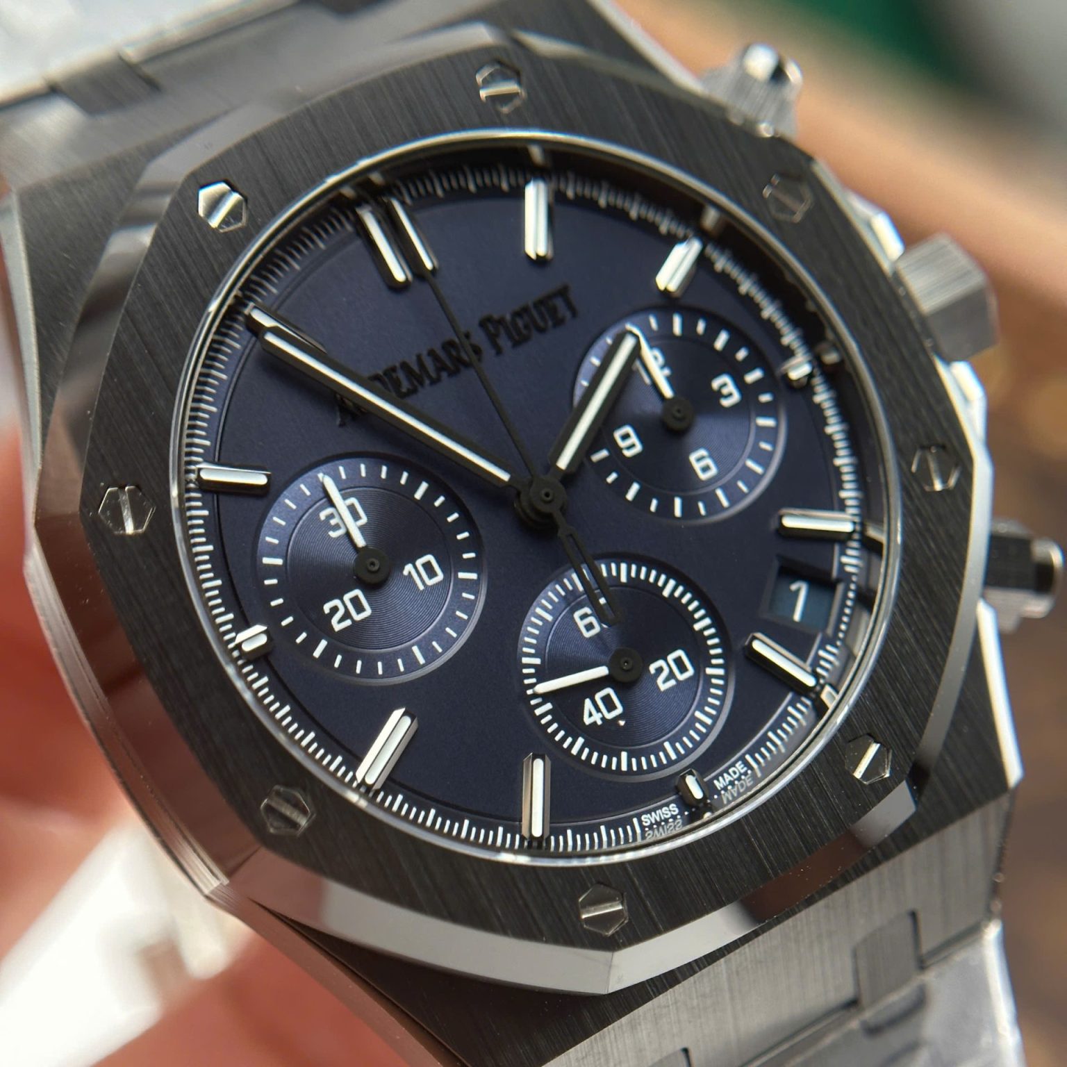 Audemars Piguet Royal Oak Chronograph 26240 Black Ceramic Charcoal Blue Dial 41mm Swiss 1:1 Grade Luxury Watch - Image 5