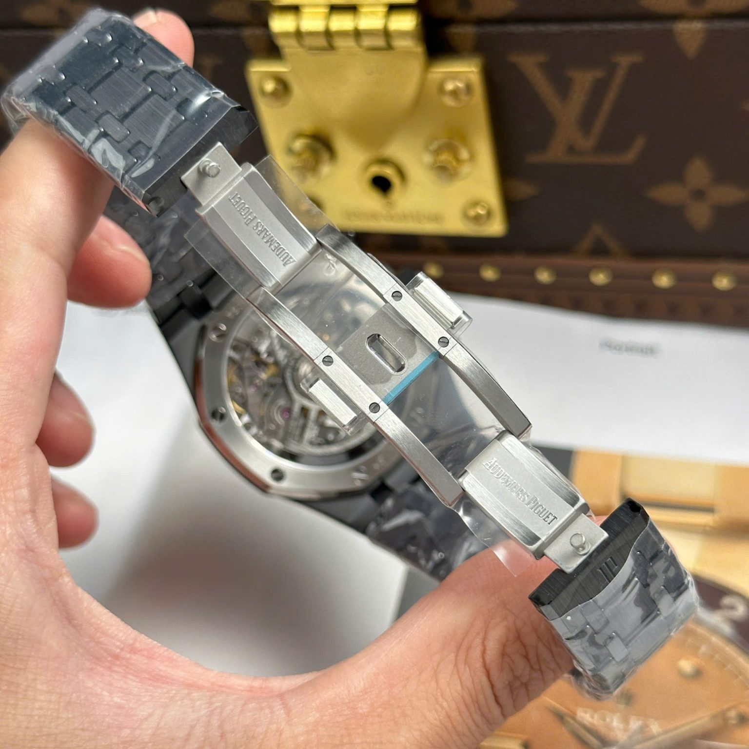 Audemars Piguet Royal Oak Chronograph 26240 Black Ceramic Charcoal Blue Dial 41mm Swiss 1:1 Grade Luxury Watch - Image 13