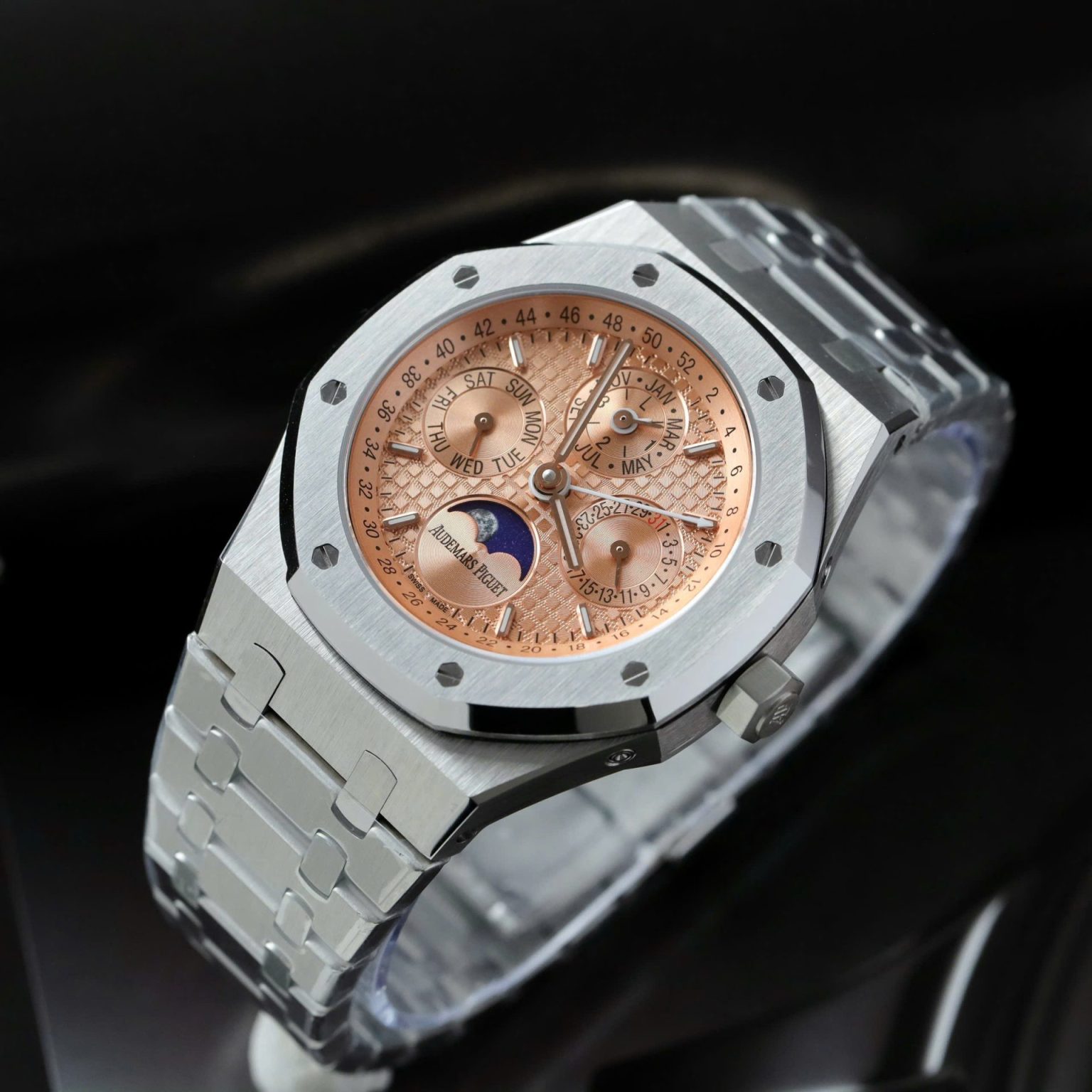 Audemars Piguet Royal Oak 26574 Salmon Dial 41mm Swiss 1:1 Grade Luxury Watch - Image 2