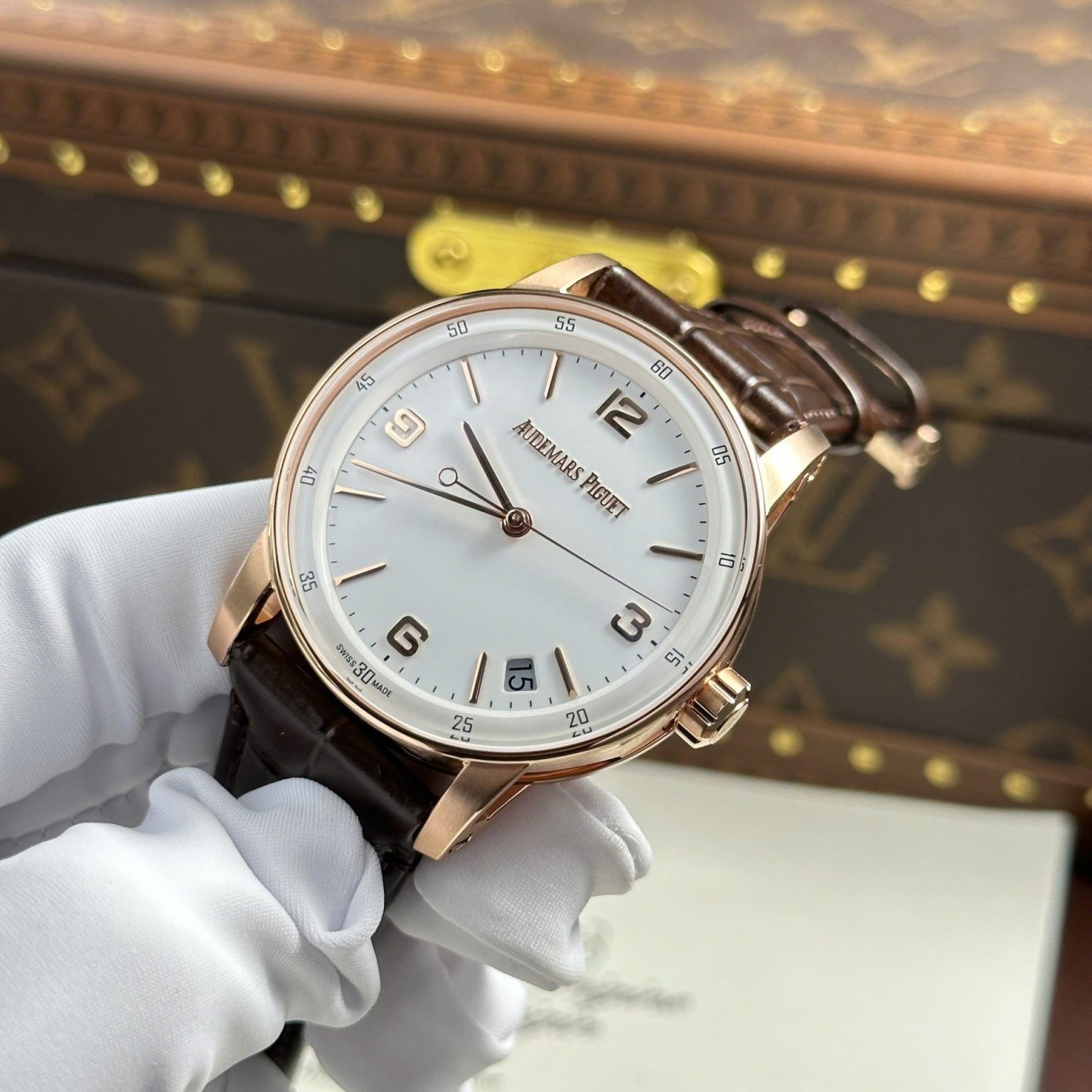 Audemars Piguet Code 11.59 Selfwinding 15210OR White Dial 41mm Swiss 1:1 Grade Luxury Watch - Image 4