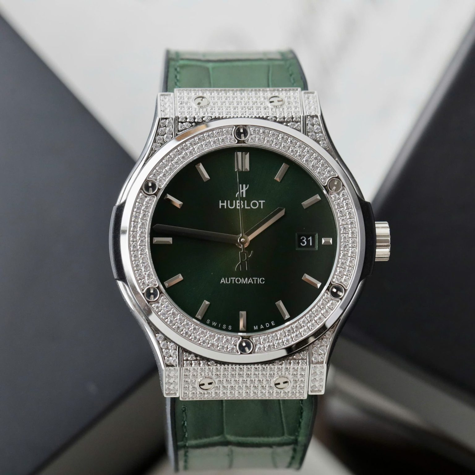 Hublot Classic Fusion Green Dial 42mm Swiss 1:1 Grade Luxury Watch