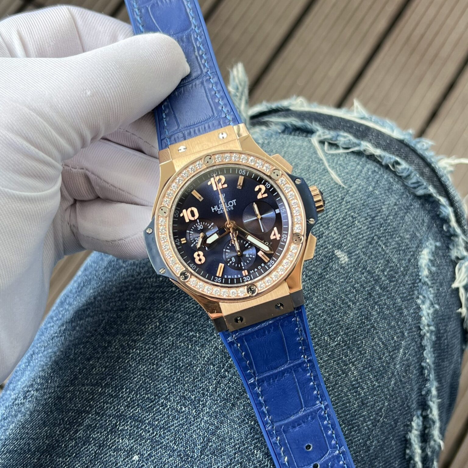 Hublot Big Bang Chronograph King Gold Blue Diamond Bezel 44mm Swiss 1:1 Grade Luxury Watch - Image 2