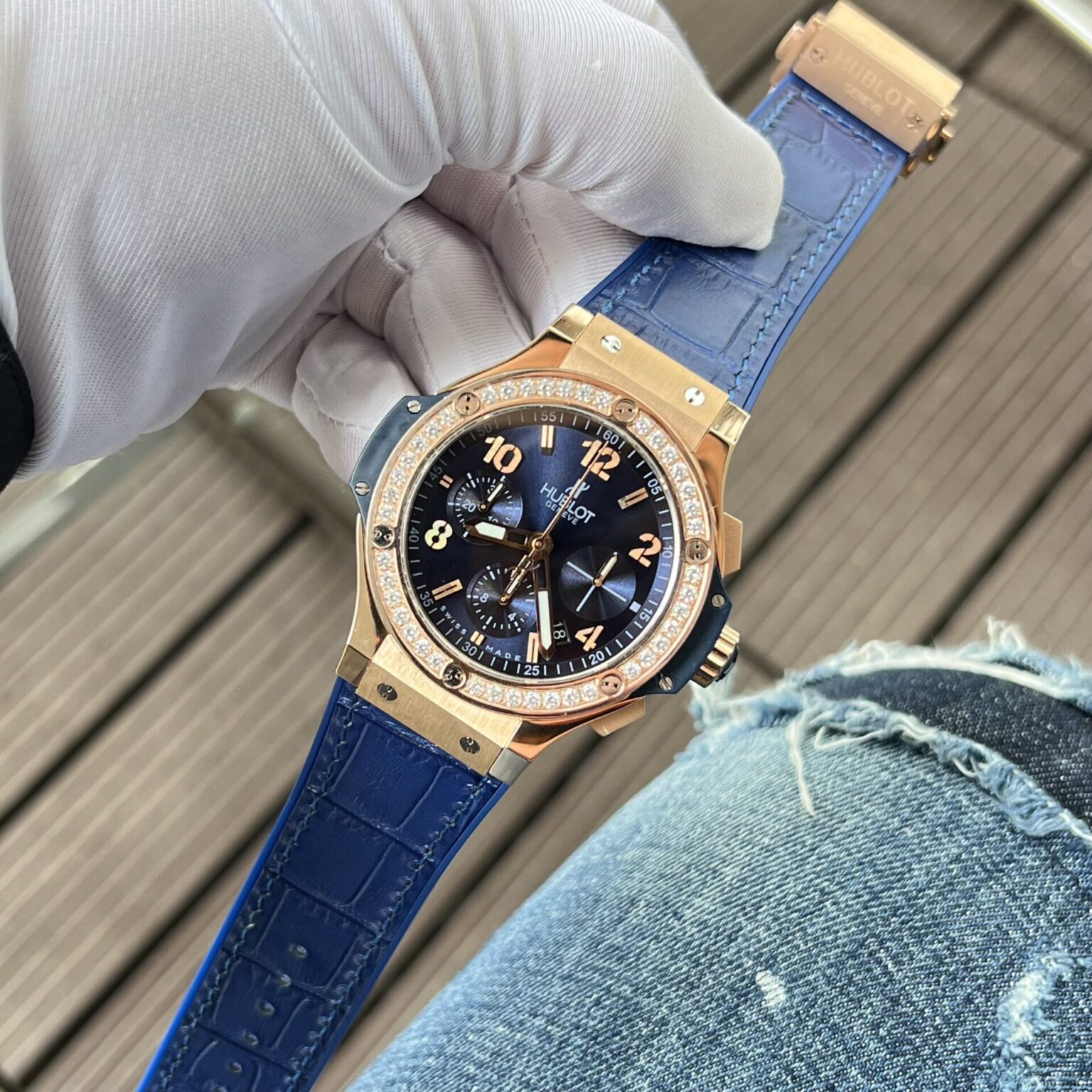 Hublot Big Bang Chronograph King Gold Blue Diamond Bezel 44mm Swiss 1:1 Grade Luxury Watch - Image 3