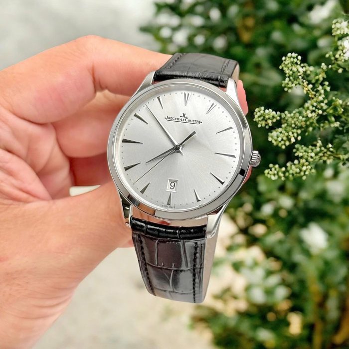 Jaeger-LeCoultre Master Ultra Thin Date Swiss 1:1 Grade Luxury Replica Watch Silver Opaline Dial Black Leather Strap
