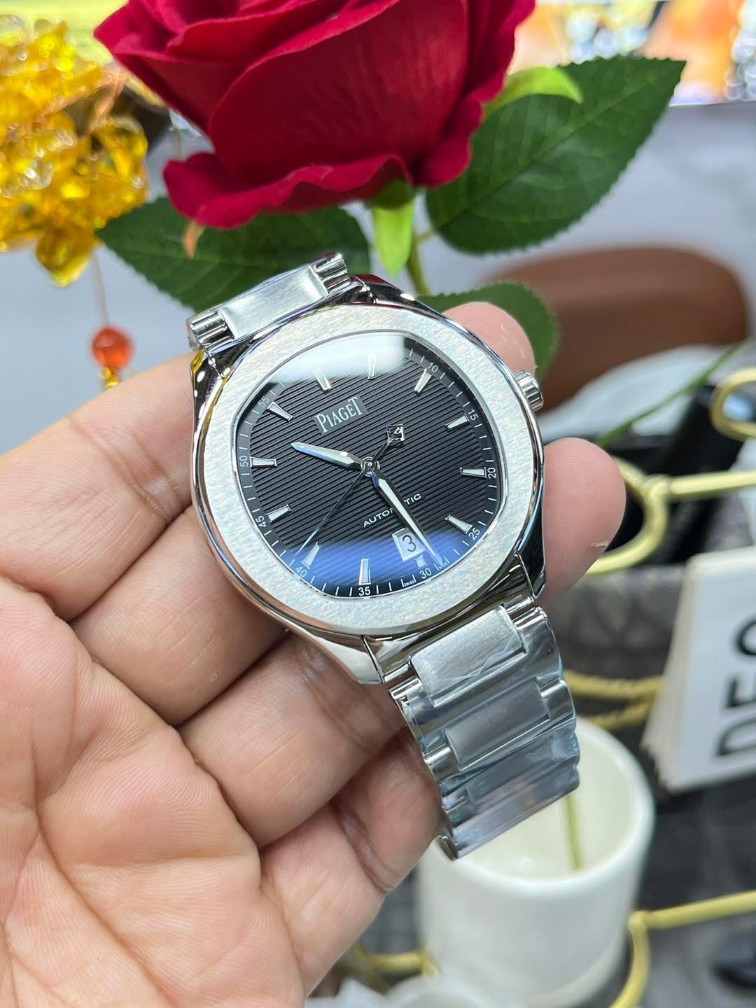 Piaget Polo S Swiss 1:1 Grade Luxury Replica Watch Full Black Dial 42mm