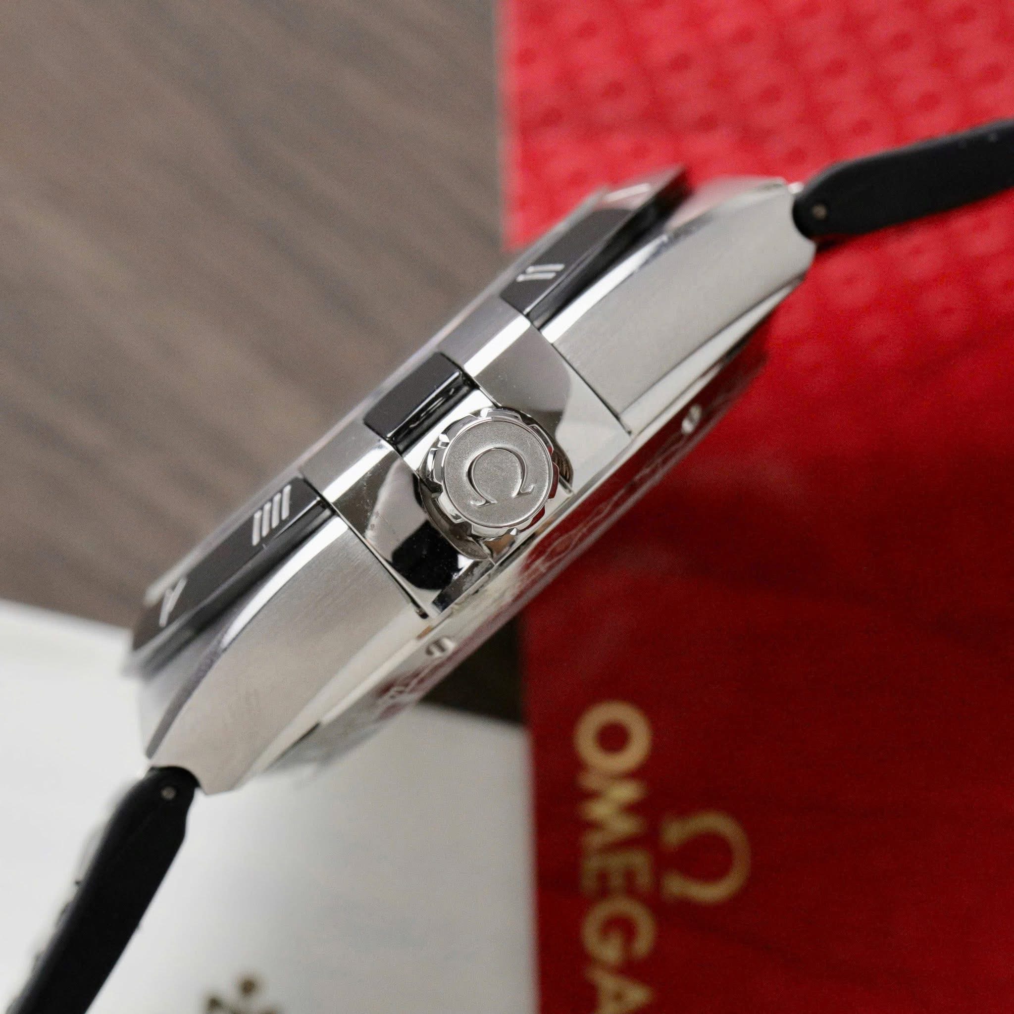Omega Constellation Co-Axial Master Chronometer Swiss 1:1 Grade Luxury Replica Watch Black Dial Black Leather Strap - Image 7
