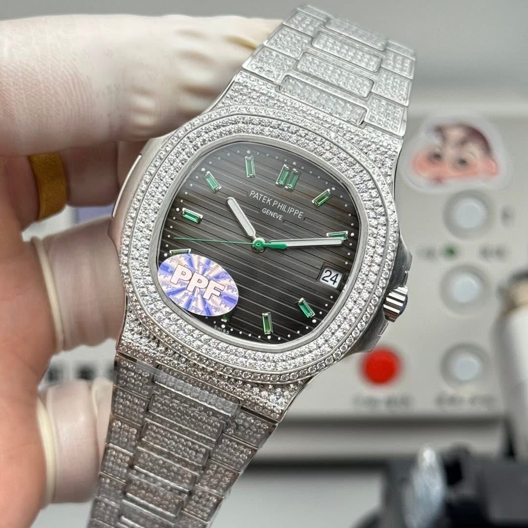 Patek Philippe Nautilus Full Diamond Edition – Swiss 1:1 Grade Luxury Replica Watch - Image 7