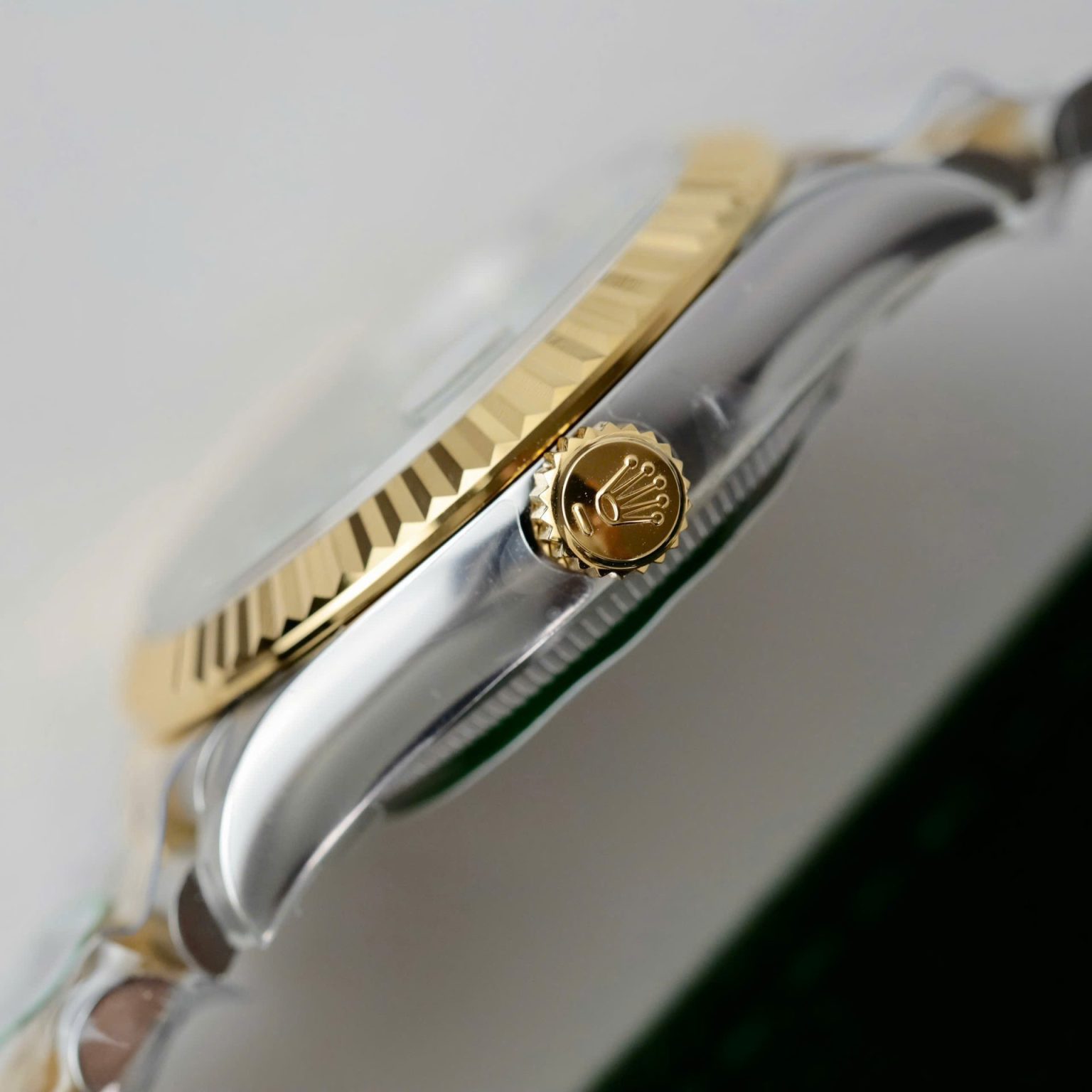 Rolex DateJust 31mm – Women’s Green Flower Dial | Swiss 1:1 Grade Automatic Replica Watch - Image 7