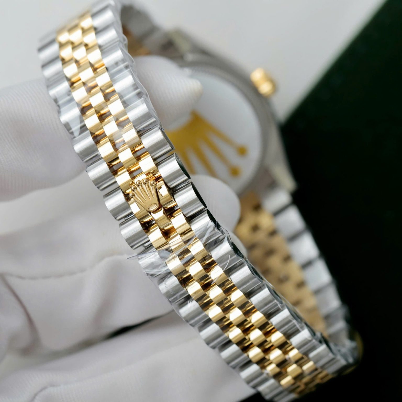 Rolex DateJust 31mm – Women’s Green Flower Dial | Swiss 1:1 Grade Automatic Replica Watch - Image 9
