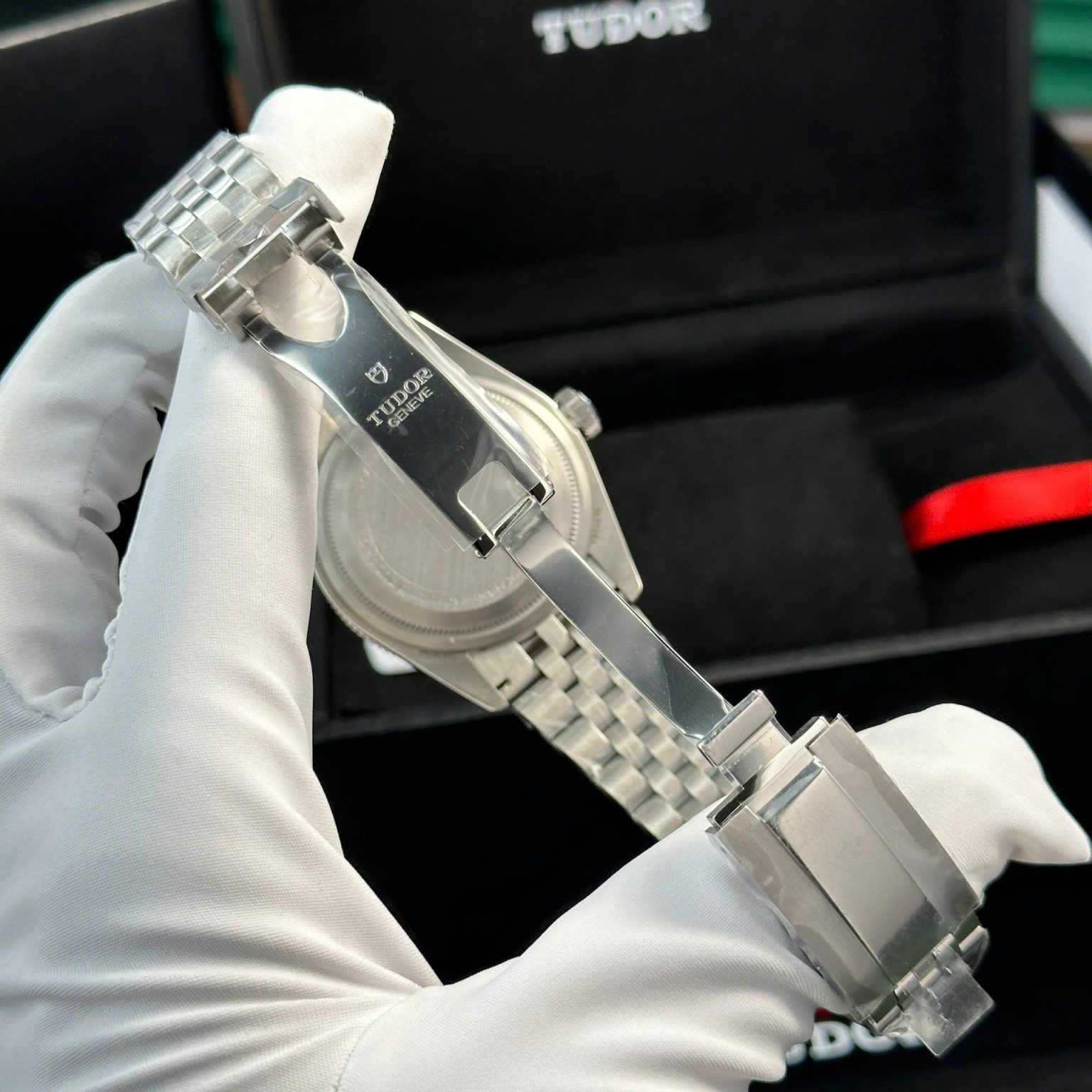 Tudor Heritage Black Bay Swiss 1:1 Grade Replica Watch Jubilee Strap 41mm - Image 8