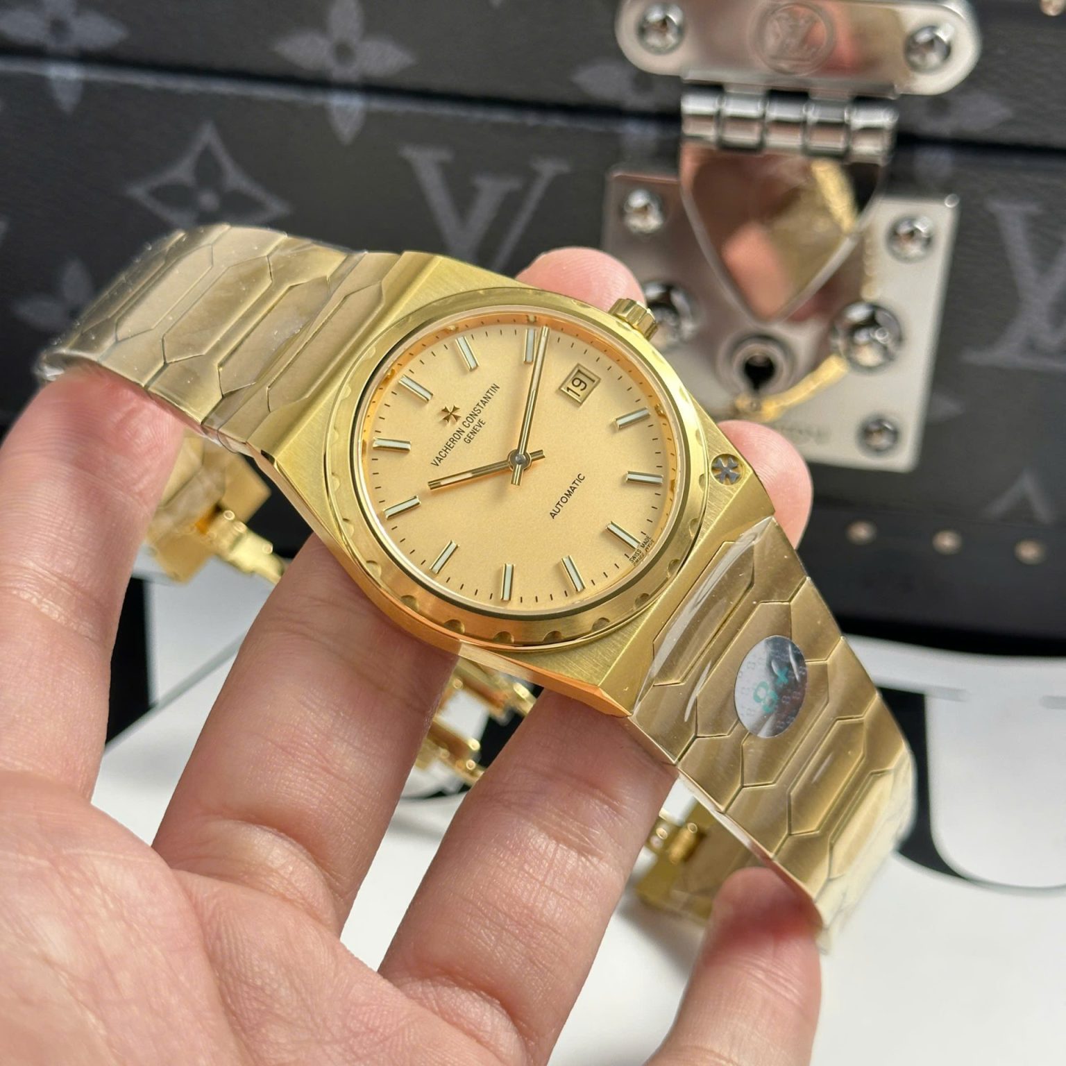 Vacheron Constantin Historiques 222 Swiss 1:1 Grade Watch Yellow Dial 37mm - Image 6