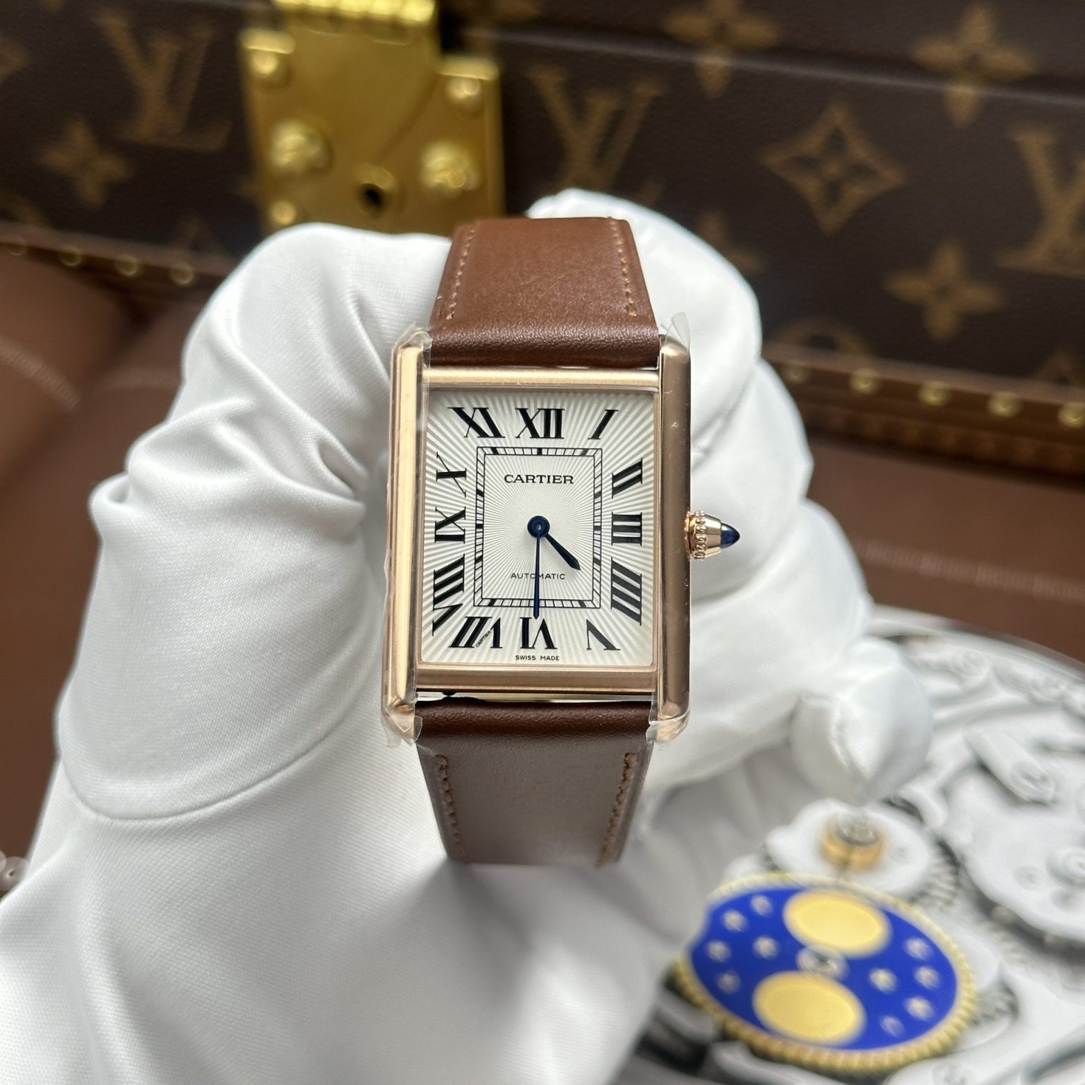 Cartier Tank Louis Watch – Swiss 1:1 Grade – White Dial, Brown Leather Strap (27.8×38.1mm) - Image 2