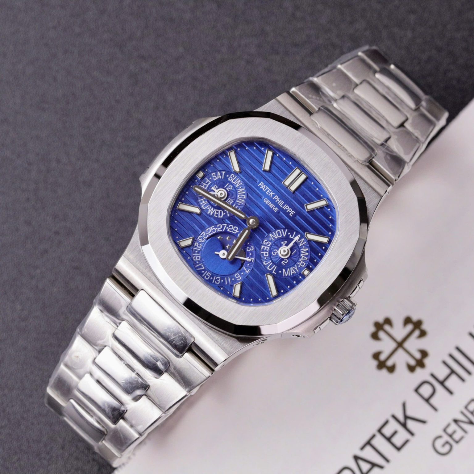 Patek Philippe Nautilus 5740 – Swiss 1:1 Grade Blue Dial Luxury Watch - Image 2
