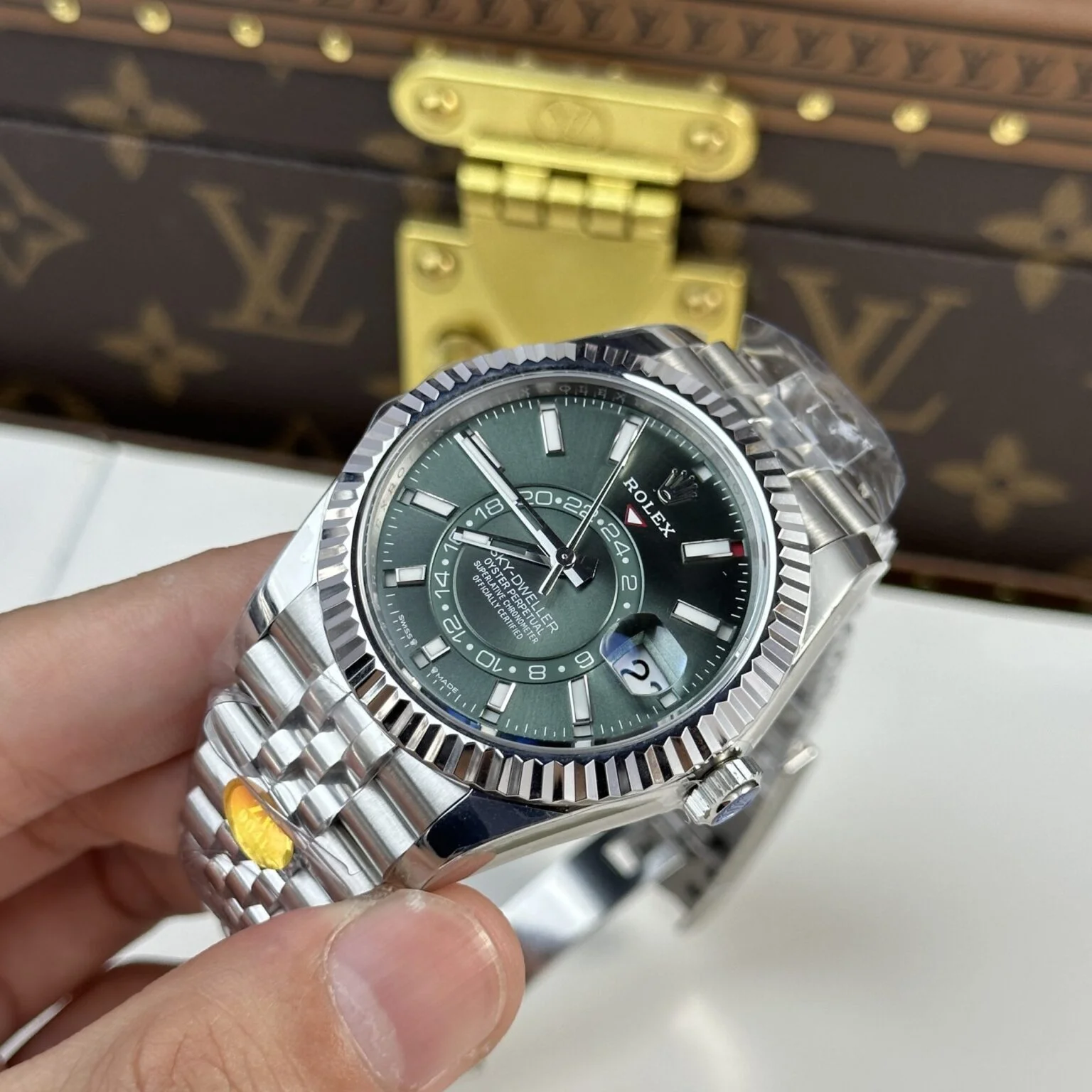 Rolex Sky-Dweller 336934 Mint Green Dial 42mm Jubilee – Swiss 1:1 Grade Watch - Image 3