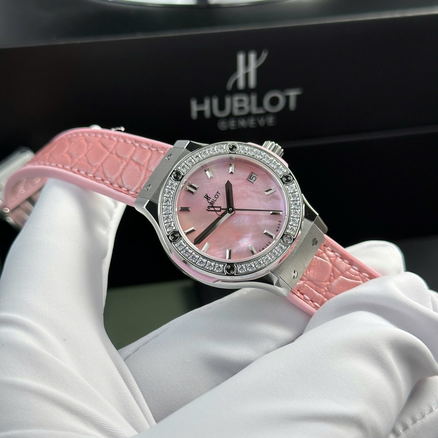 Hublot Classic Fusion 33mm Ladies Watch – Swiss 1:1 Grade Automatic - Image 2