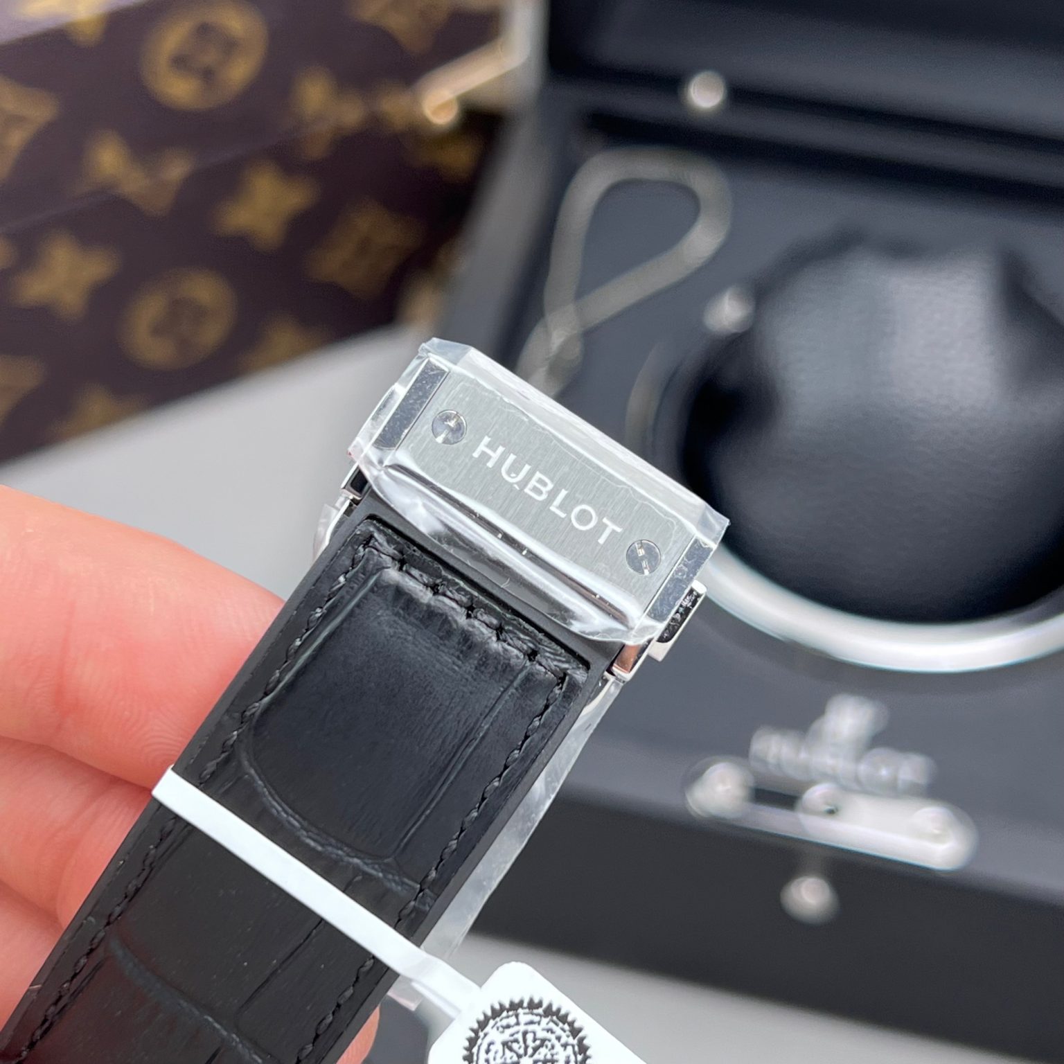 Hublot Classic Fusion 42mm – Swiss 1:1 Grade Automatic Watch(Full Moissanite) - Image 7