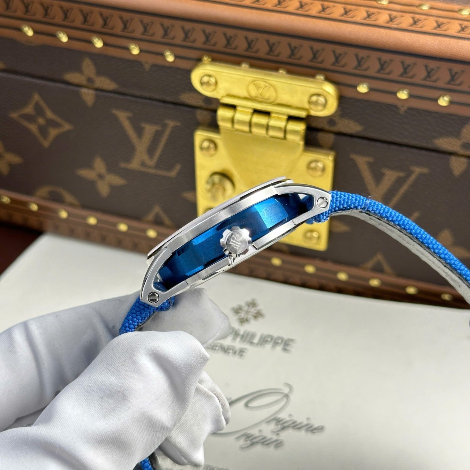 Audemars Piguet 26600 Tourbillon Openworked Blue 41mm – Swiss 1:1 Grade Watch - Image 7