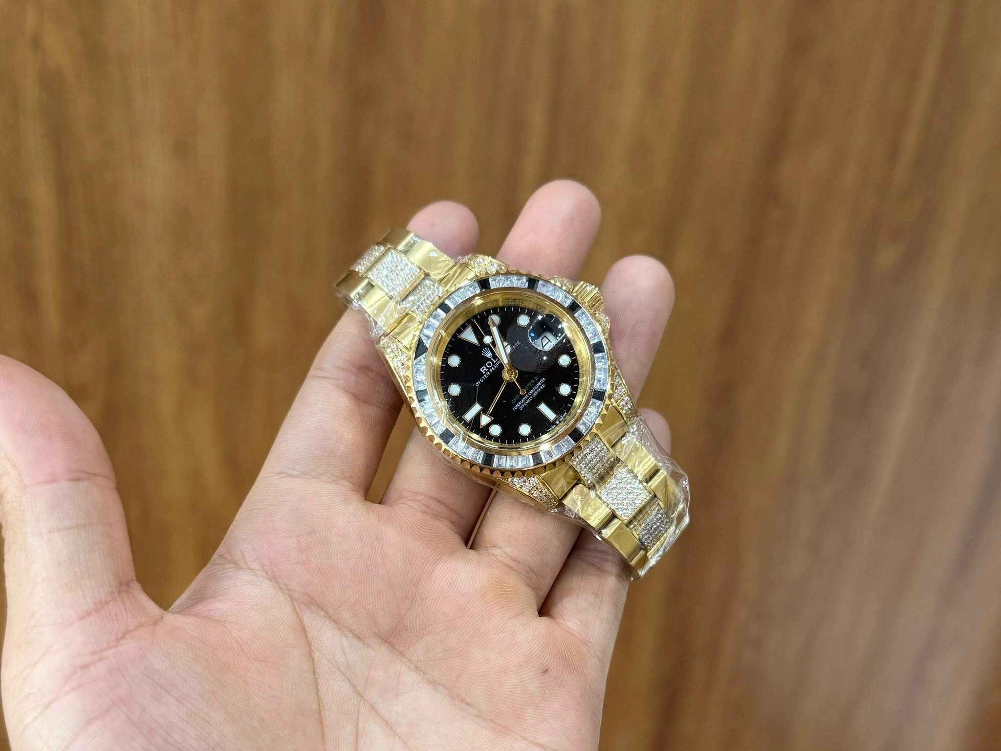 Rolex GMT-Master II 116758 SANR – Swiss 1:1 Grade Gents Watch - Image 7