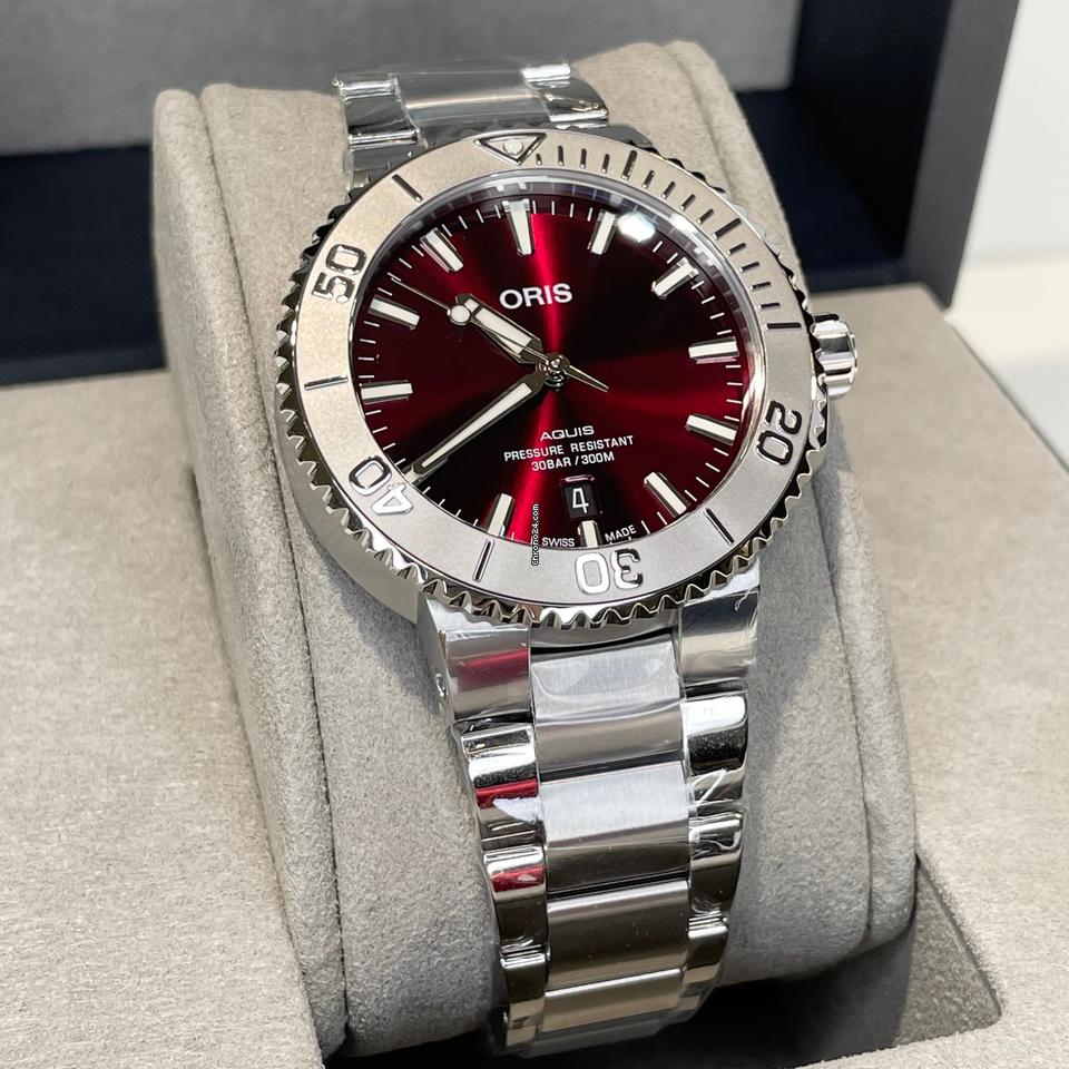 Oris Aquis Date Cherry Red Dial 41.5mm – Swiss 1:1 Grade Automatic Men’s Watch - Image 2