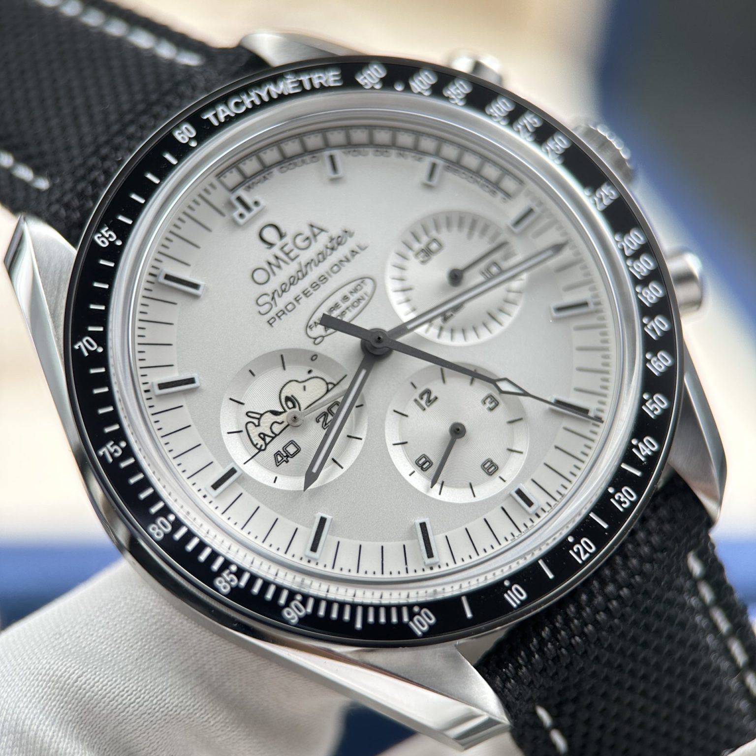 Omega Speedmaster Apollo 13 Snoopy White Dial 2025 Edition | Swiss 1:1 Grade Watch (42mm) - Image 3