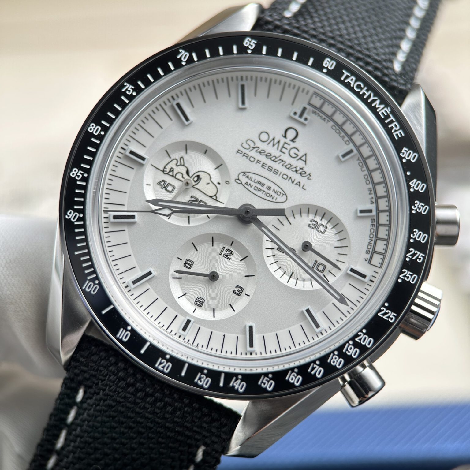 Omega Speedmaster Apollo 13 Snoopy White Dial 2025 Edition | Swiss 1:1 Grade Watch (42mm) - Image 4