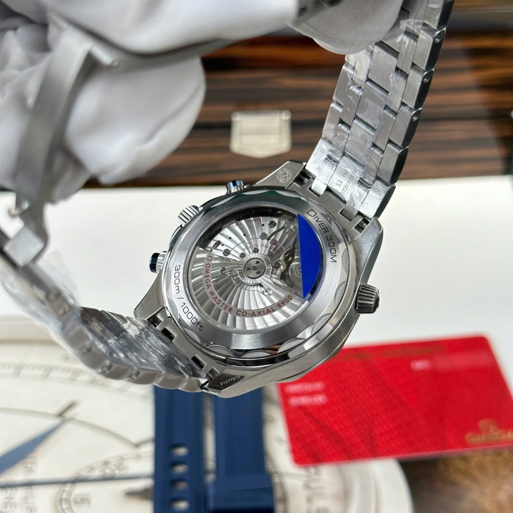 Omega Seamaster Diver 300M Chronograph Black Dial 44mm | Swiss 1:1 Grade Watch - Image 7