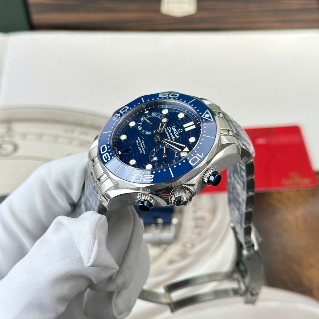 Omega Seamaster Diver 300M Chronograph Blue Dial 44mm | Swiss 1:1 Grade Watch - Image 4