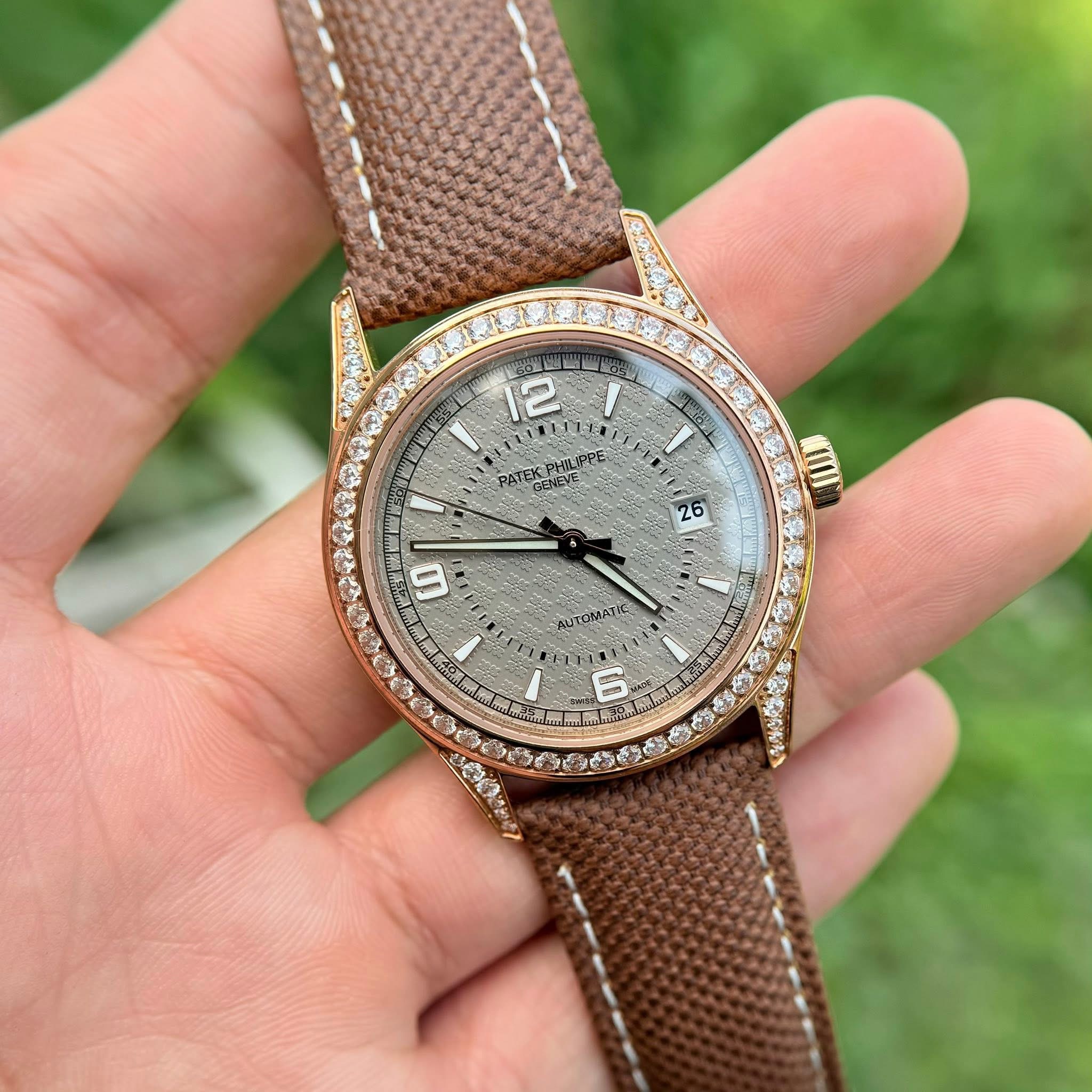 Patek Philippe Calatrava 18K Rose Gold Watch – Diamond Bezel (Swiss 1:1 Grade) - Image 6