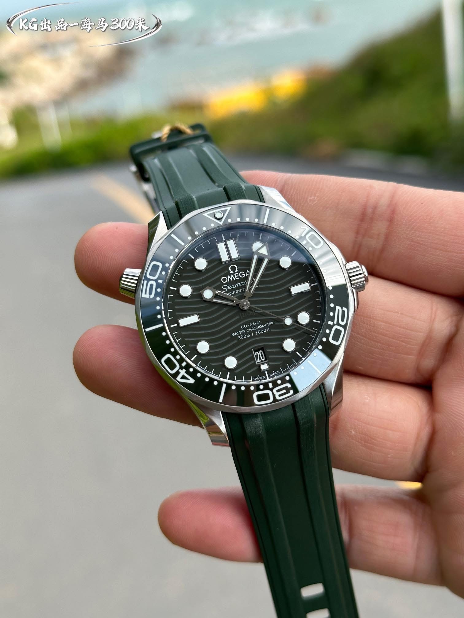 Omega Seamaster Diver 300M Co-Axial Master Chronometer (Swiss 1:1 Grade Watch) - Image 6