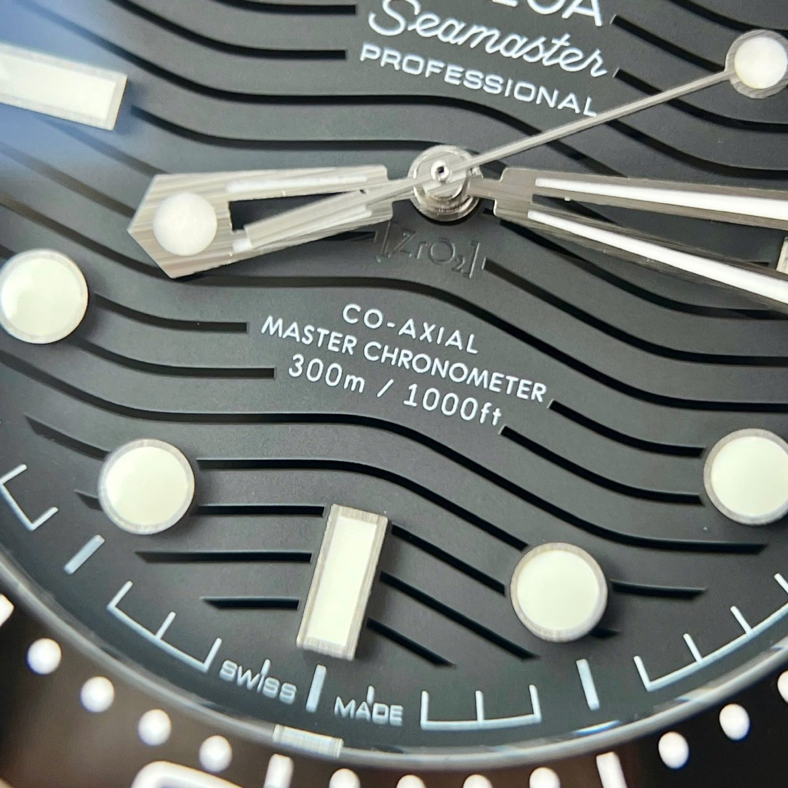 Omega Seamaster 300M Black Dial 42mm (Swiss 1:1 Grade Watch) - Image 4