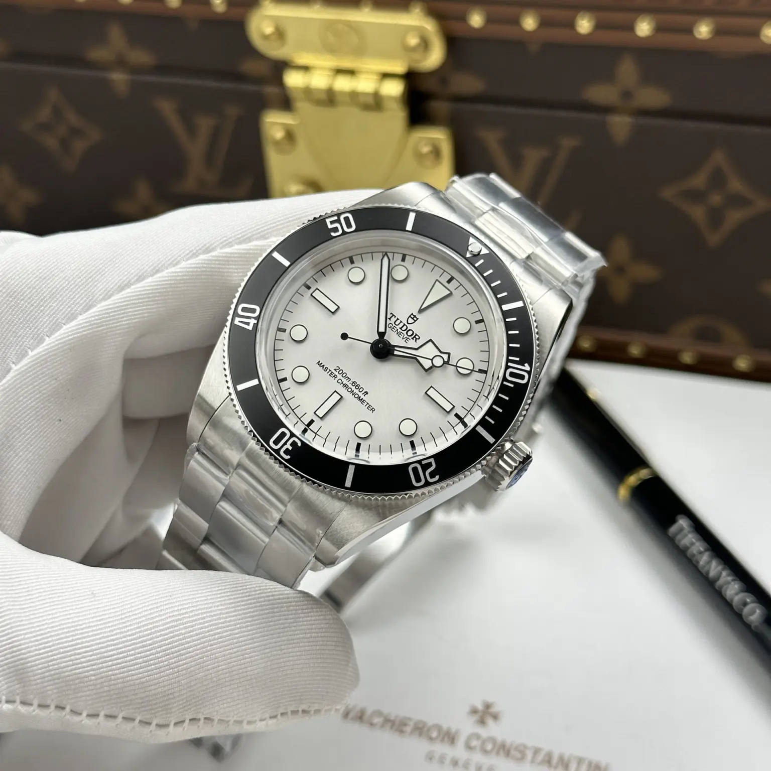 Tudor Black Bay 68 White Dial 43mm (Swiss 1:1 Grade Watch) - Image 3