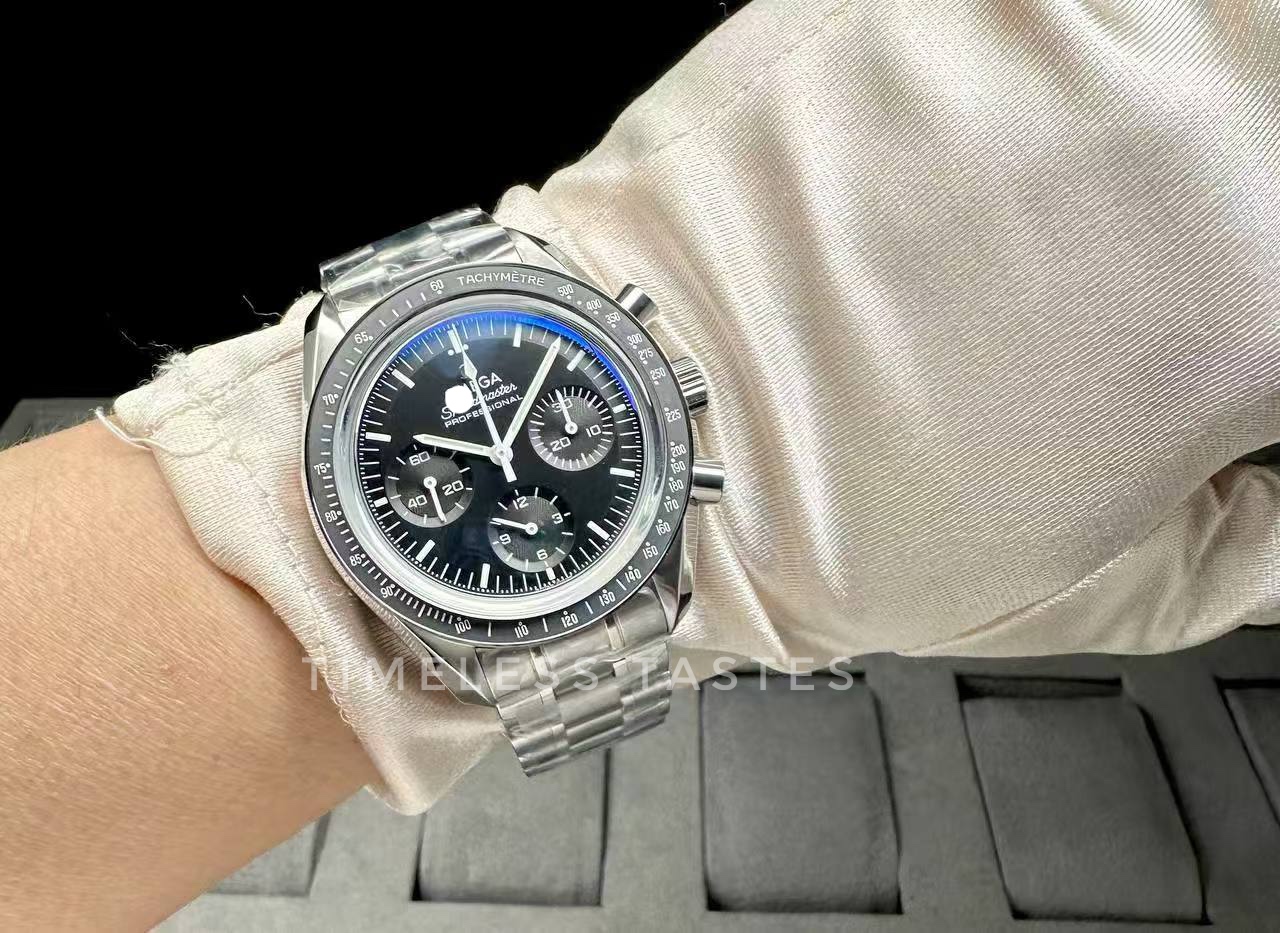 Omega Speedmaster Moonwatch Professional Chronograph (Swiss 1:1 Grade Watch)