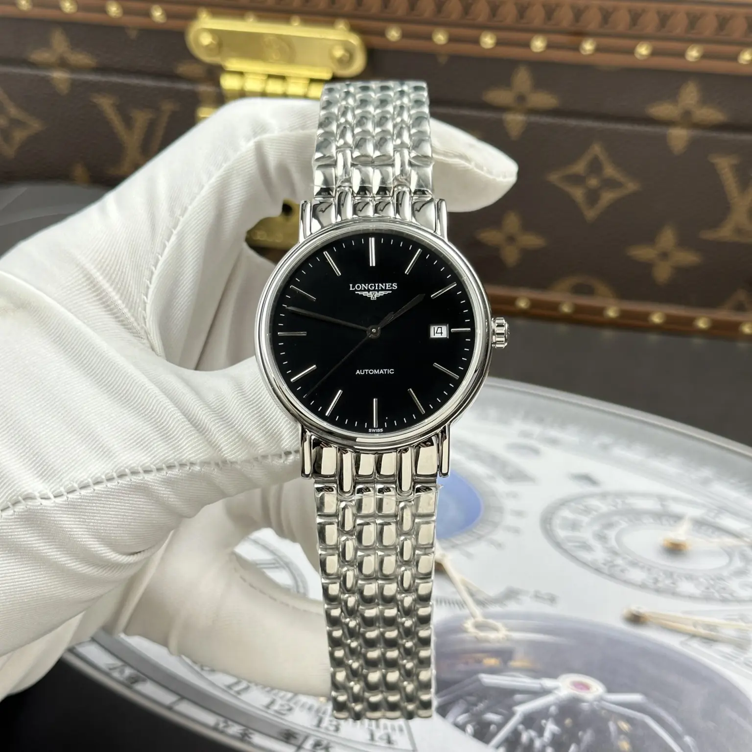 Longines Presence Automatic Watch – Swiss 1:1 Grade | Black Dial | 40mm | Stainless Steel Bracelet
