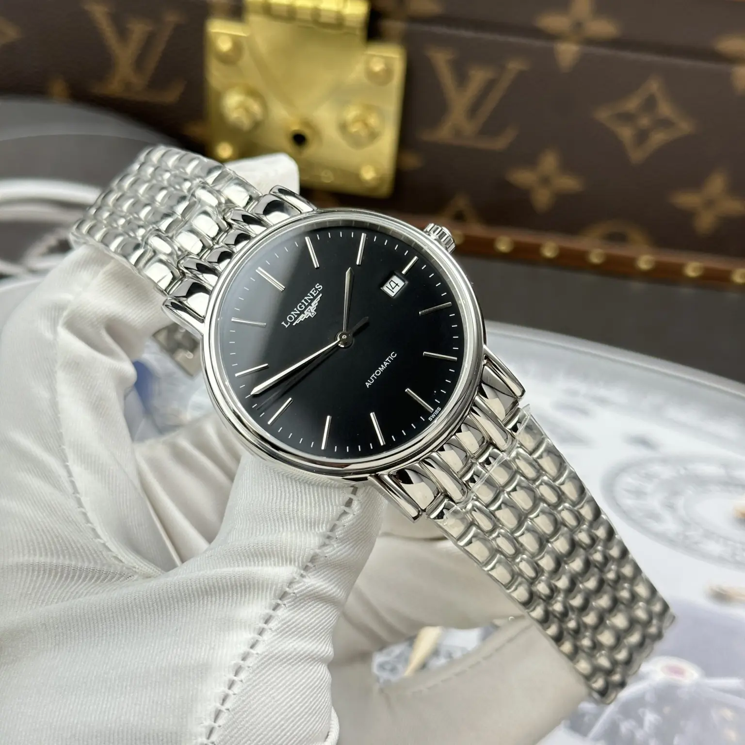 Longines Presence Automatic Watch – Swiss 1:1 Grade | Black Dial | 40mm | Stainless Steel Bracelet - Image 2