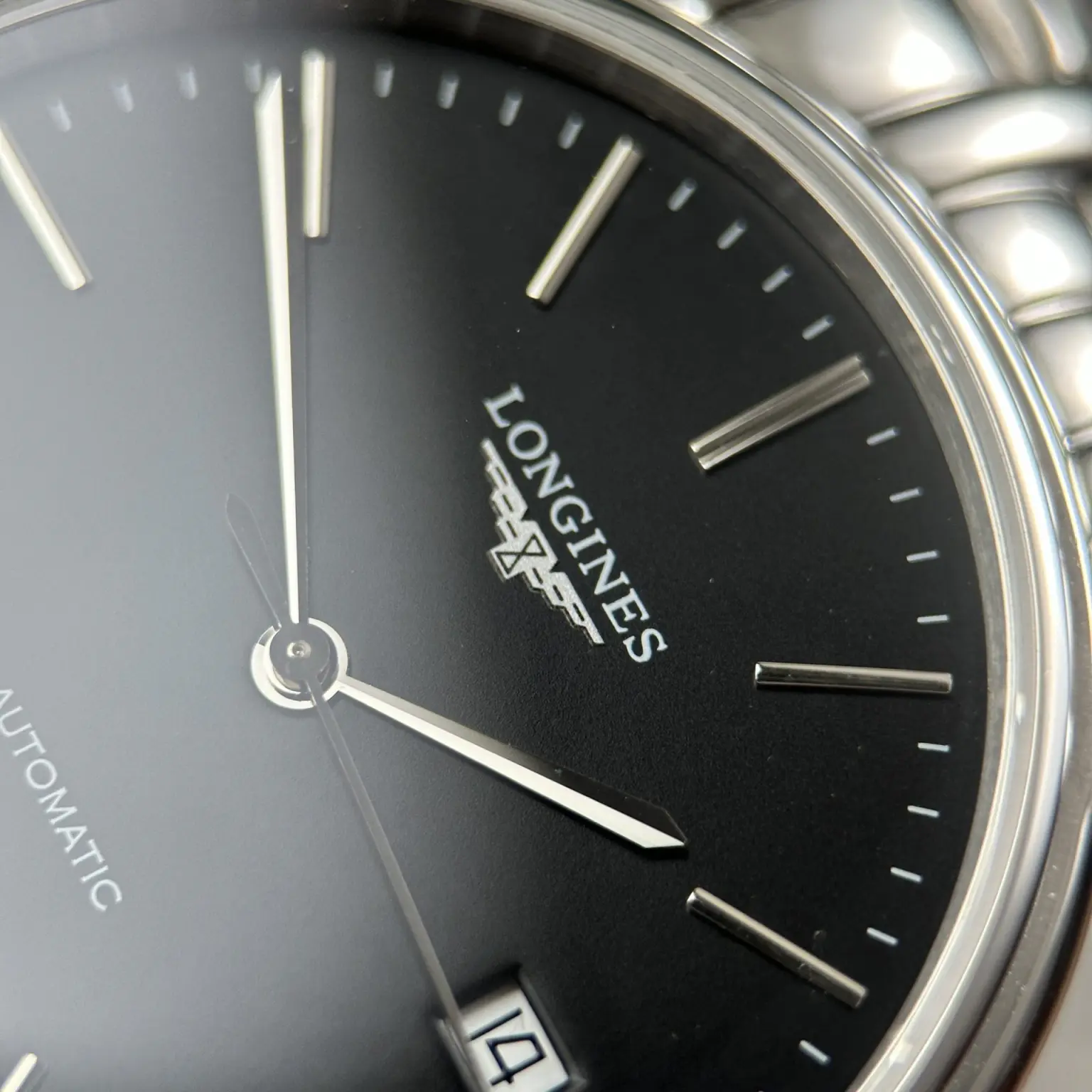 Longines Presence Automatic Watch – Swiss 1:1 Grade | Black Dial | 40mm | Stainless Steel Bracelet - Image 4