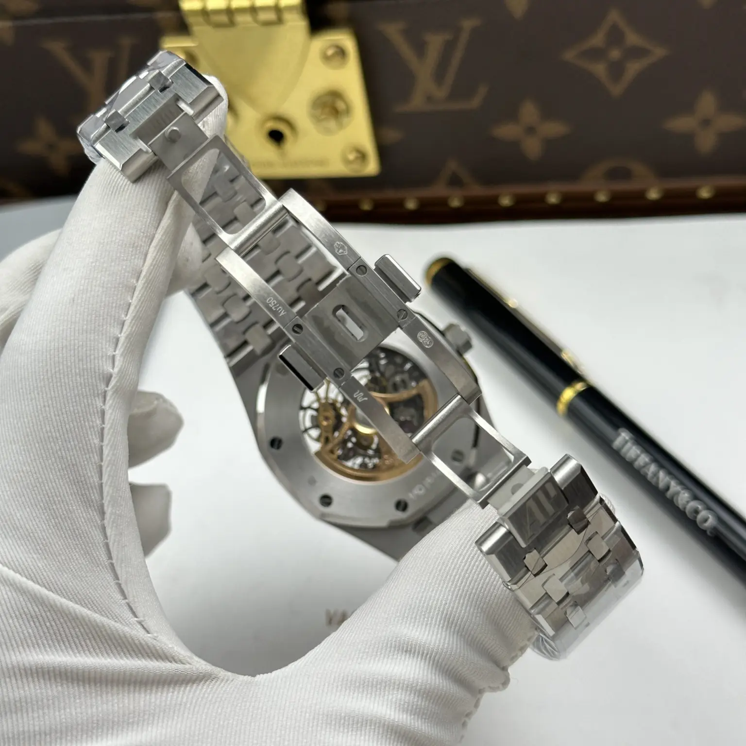 Audemars Piguet Royal Oak Openworked Frosted Automatic Watch – Swiss 1:1 Grade | Skeleton Dial | Baguette Stone Bezel | 41mm - Image 11