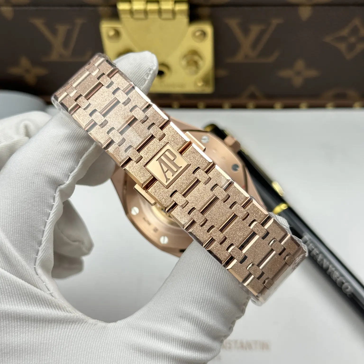 Audemars Piguet Royal Oak Openworked Frosted Automatic Watch – Swiss 1:1 Grade | Rose Gold Case | Skeleton Dial | Baguette Stone Bezel | 41mm - Image 10