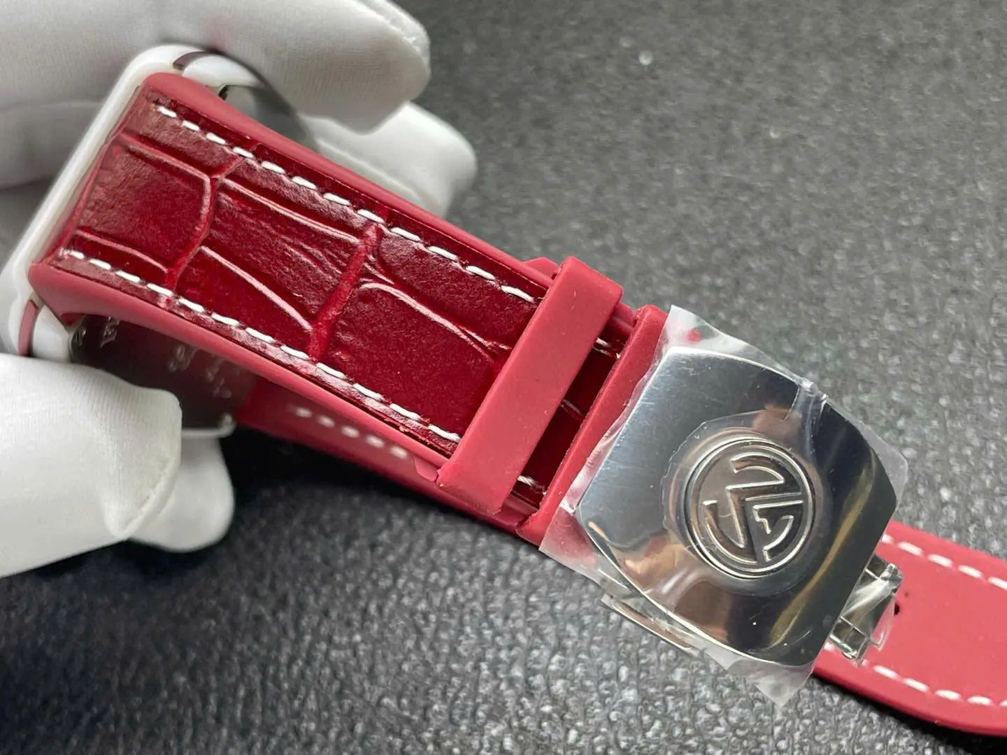 Franck Muller Vanguard V45 Tourbillon Watch – Swiss 1:1 Grade | Red Dial | White Ceramic Case | 45mm | Rubber + Fabric Strap - Image 8