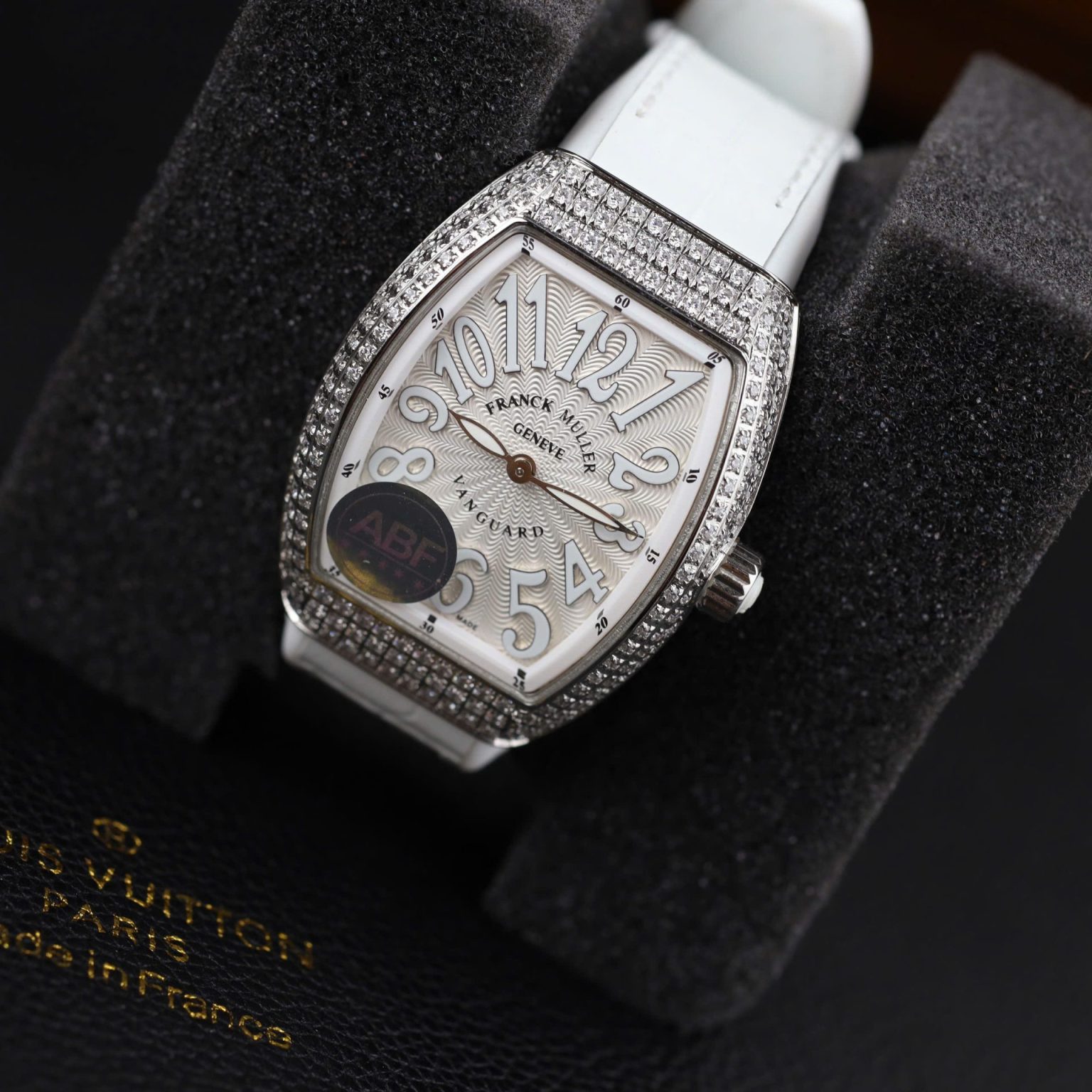 Franck Muller V32 Quartz Watch – Swiss 1:1 Grade | White Dial | Full Stone | 36mm | Leather + Rubber Strap - Image 6