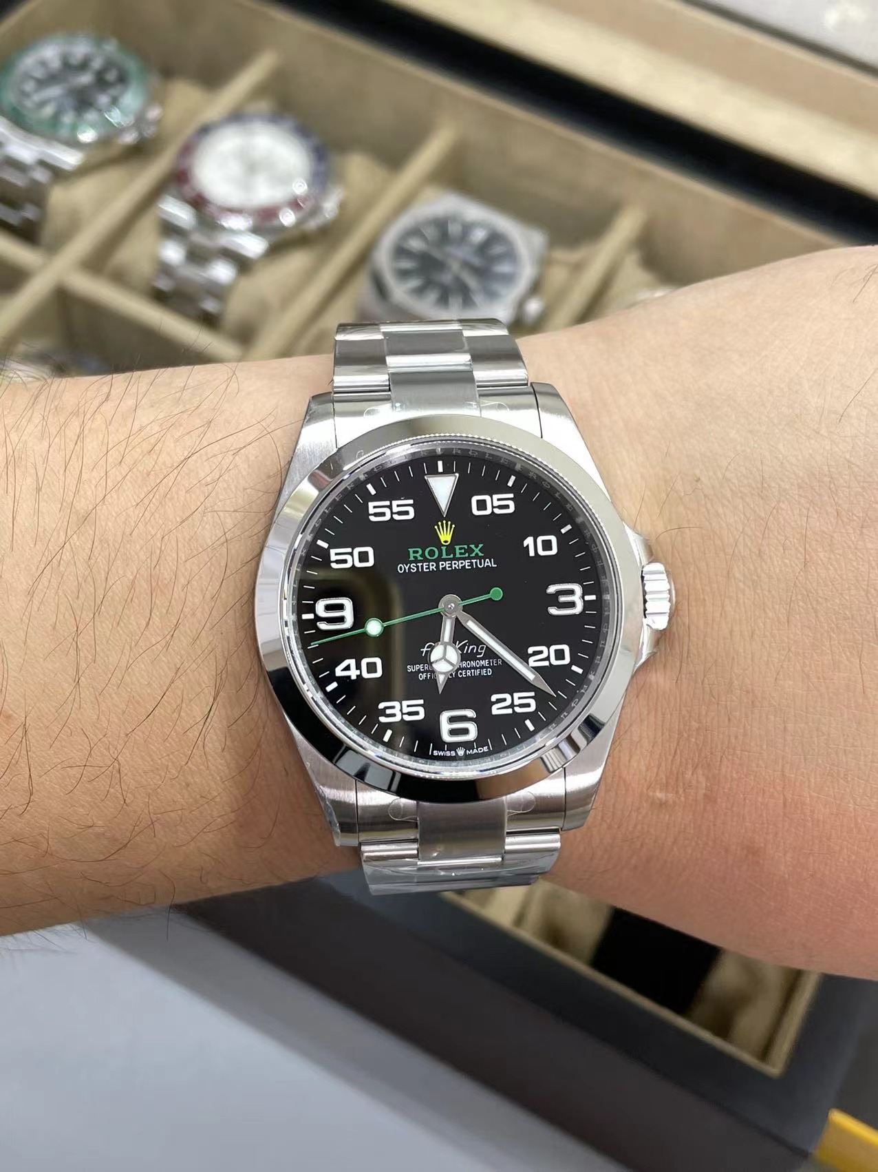 Rolex Air-King 126900 – 1:1 Grade Watch | Black Dial | Stainless Steel - Image 8