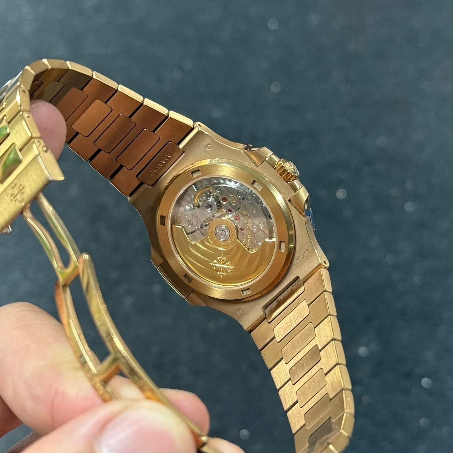 Patek Philippe Nautilus 1:1 Grade Watch – Yellow Gold Tone | Stone Bezel - Image 5