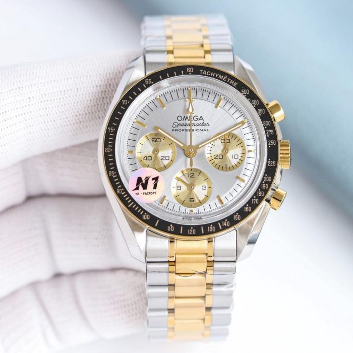 Omega Speedmaster Moonwatch Professional – 1:1 Grade Watch | Two-Tone Silver & Gold