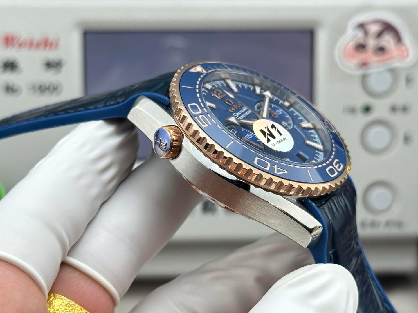 Omega Seamaster Planet Ocean 600M Master Chronometer Chronograph – 1:1 Grade Watch | Blue Ceramic Dial - Image 4